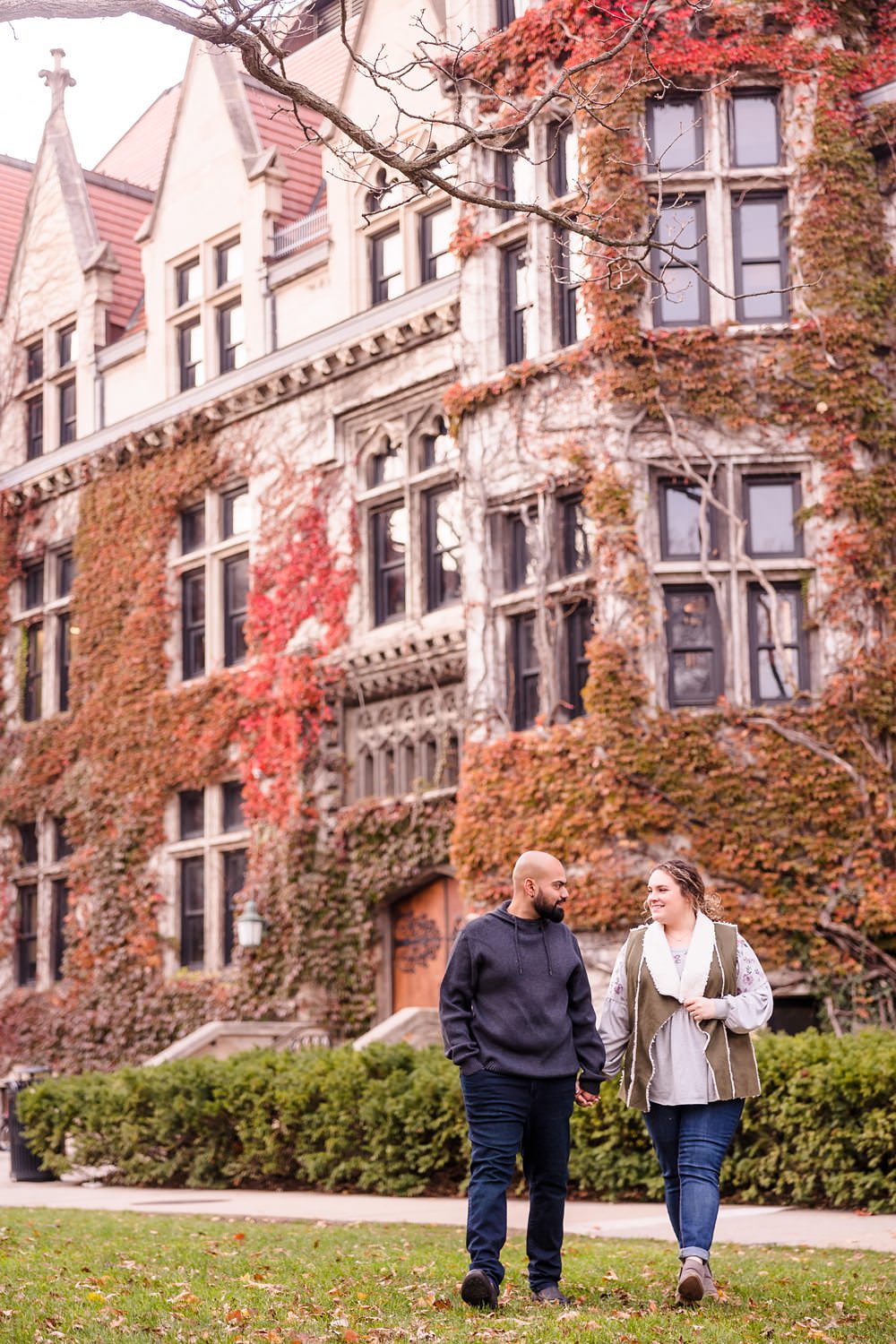 Couple enjoying the evening at the University of Chicago in Chicago, IL