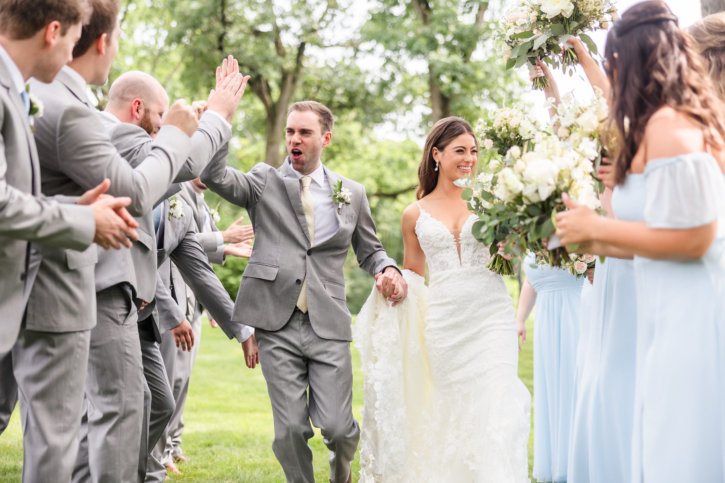 Bride & Groom celebrate their wedding with their bridal party at the Monte Bello Estate in Lemont, Illinois.
