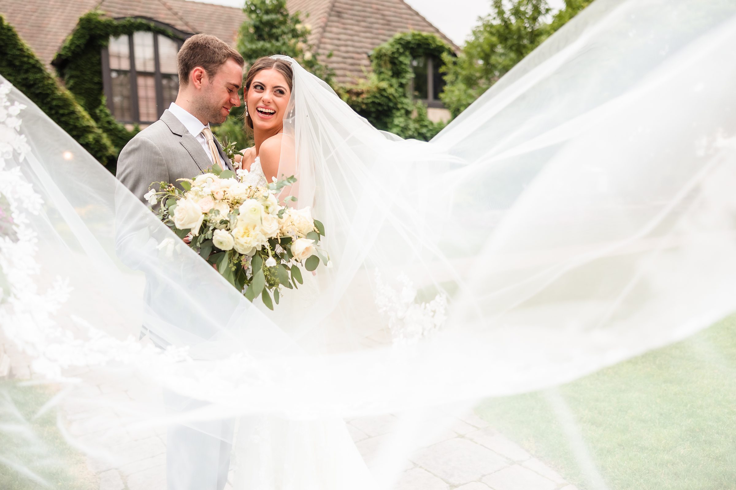 Bride and Groom celebrate their wedding at the Monte Bello Estate in Lemont, Illinois.