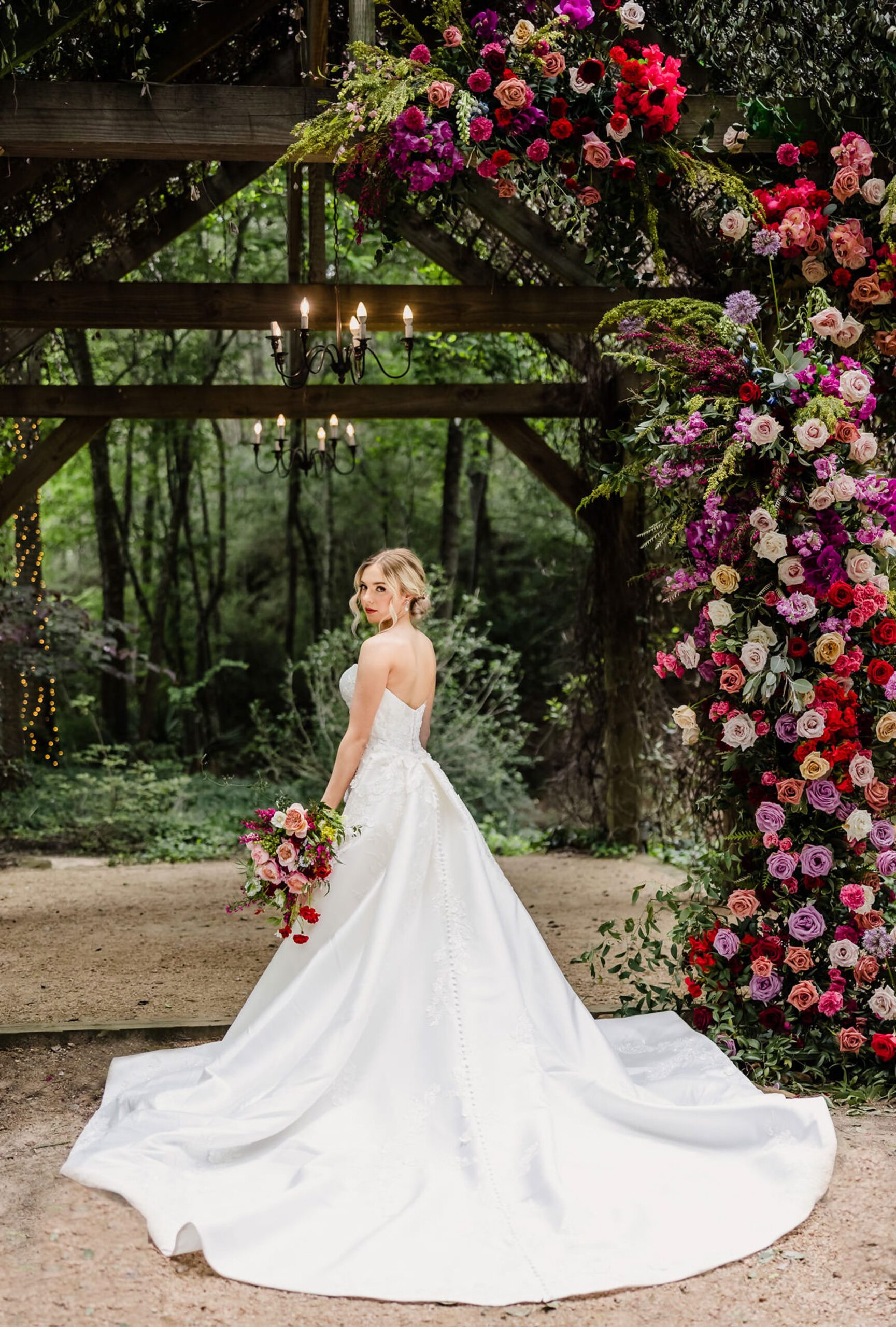 Bridal portrait at the Big Sky Barn in Montgomery, Texas.